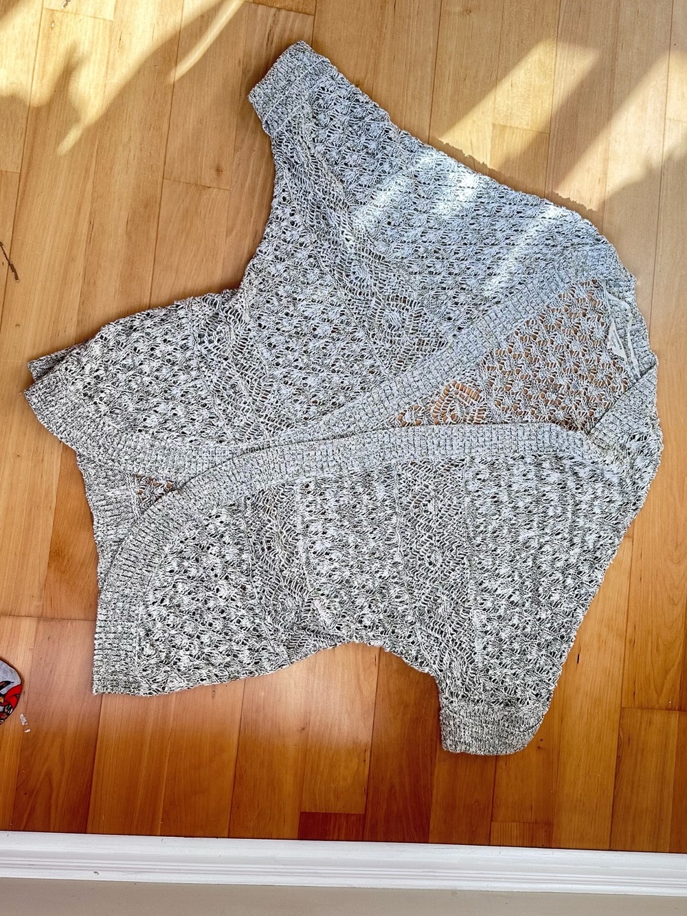Denver Hayes Open Knit Cardigan in Light Gray and White